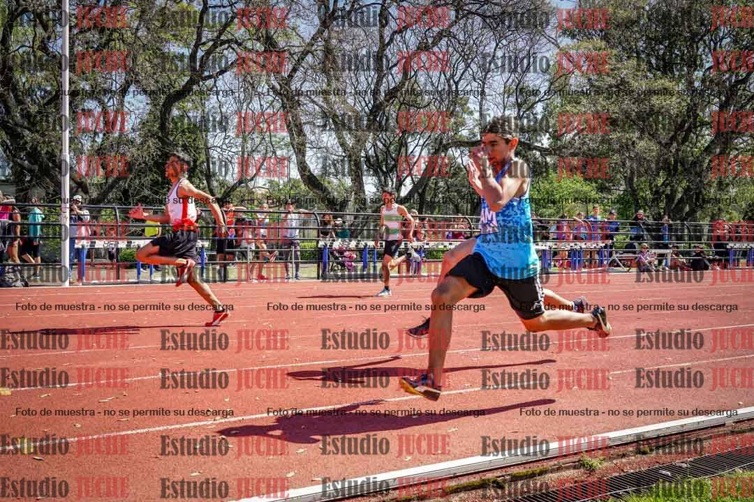 Fotos de los 80 m llanos de varones