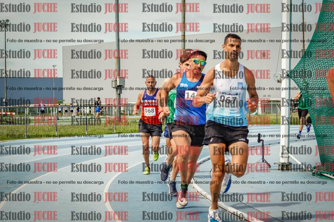 Fotos de los 1000 m llanos de varones