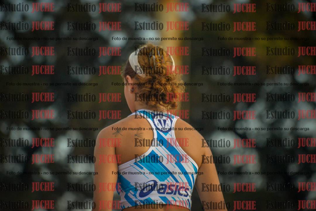 Fotos del salto en alto de mujeres