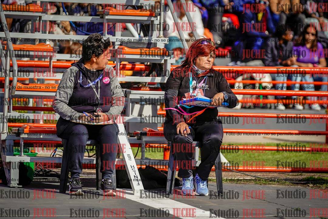 Fotos de algunos extras y podios del día 3