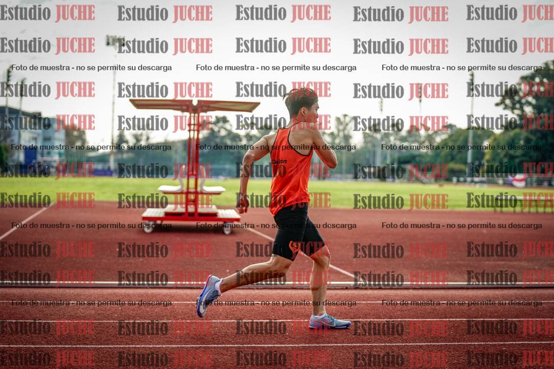 Fotos de los 400 m con vallas de varones