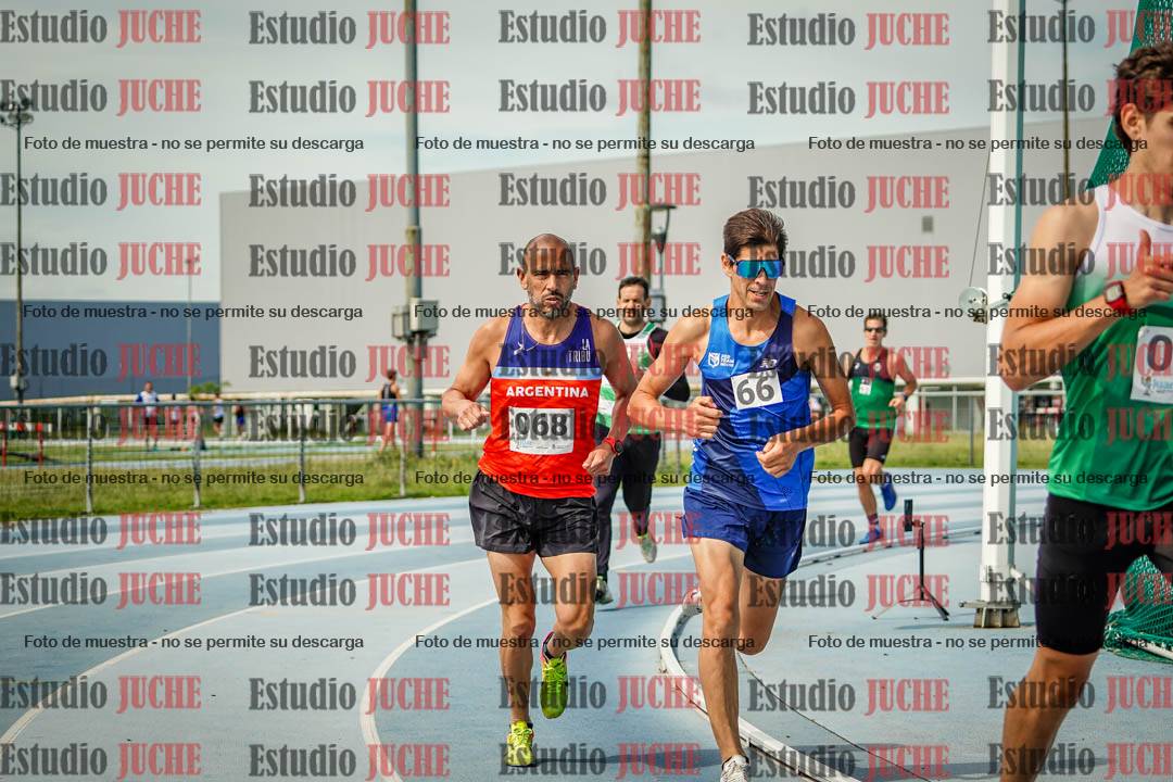 Fotos de los 1000 m llanos de varones