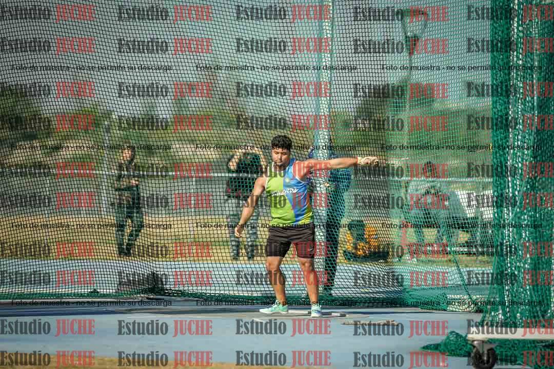 Fotos del lanzamiento de martillo de varones