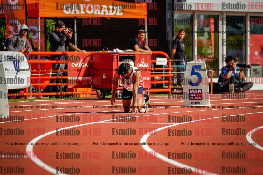 Fotos de los 400 m llanos de varones
