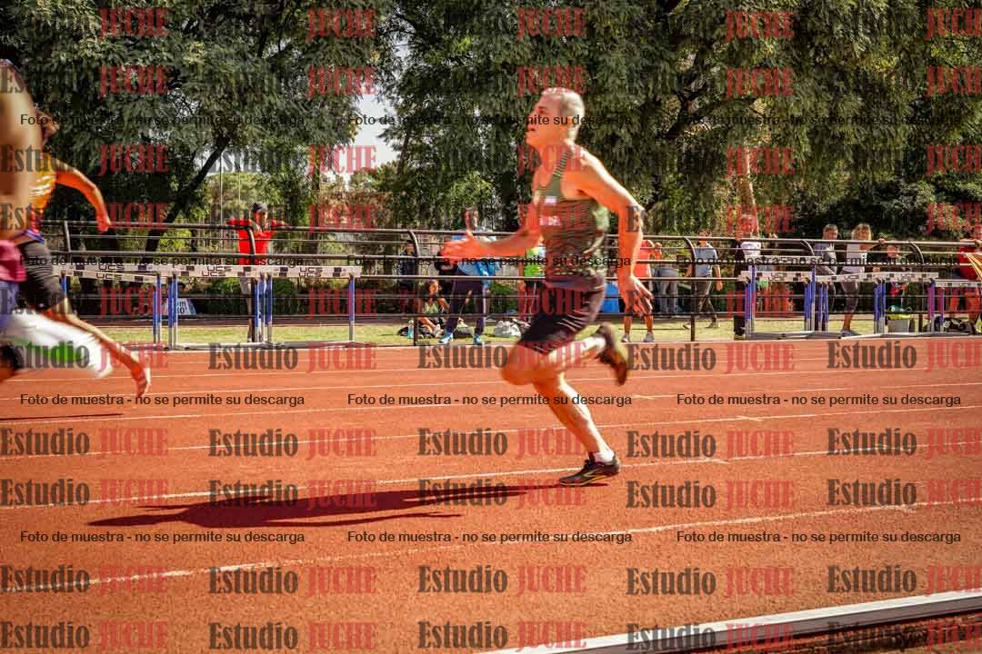 Fotos de los 100 m llanos de varones