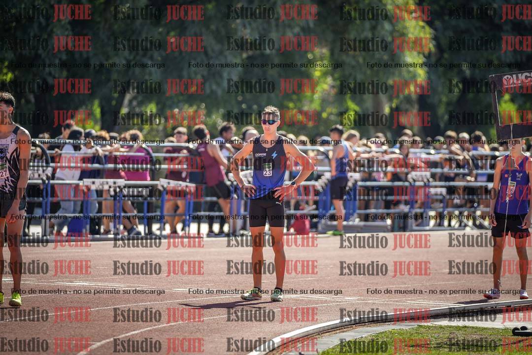 Fotos de los 800 m llanos de varones