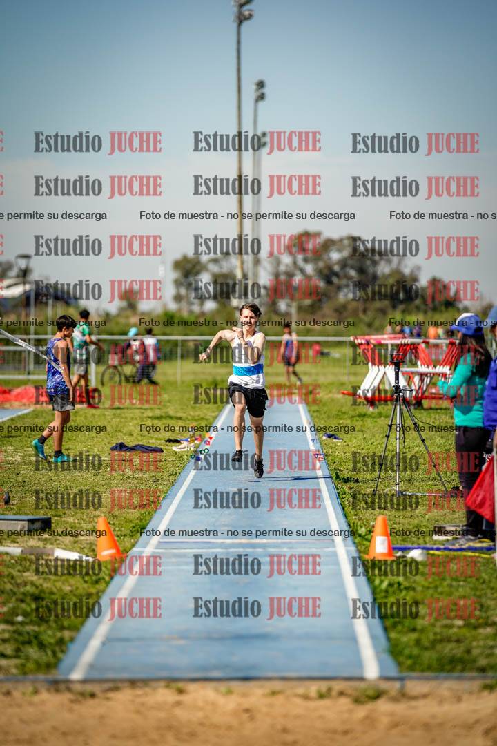 Fotos del salto triple de varones