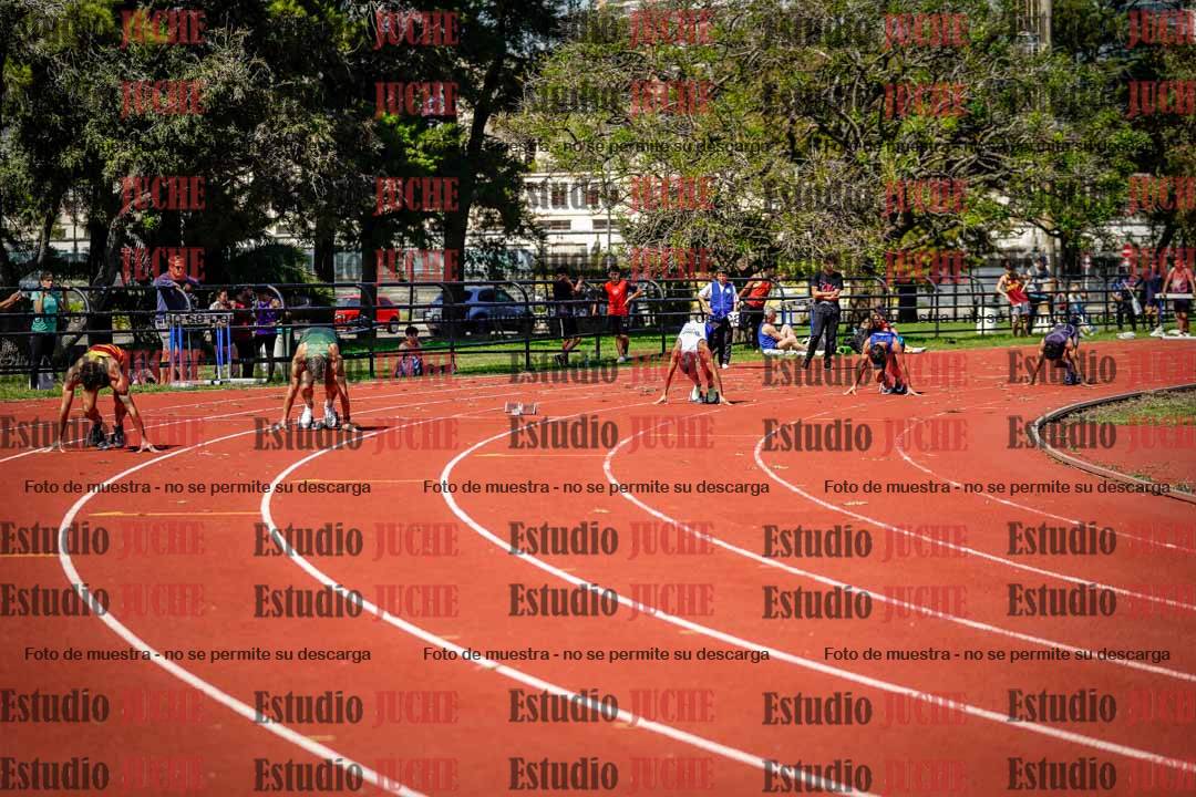 Fotos de los 200 m llanos de varones