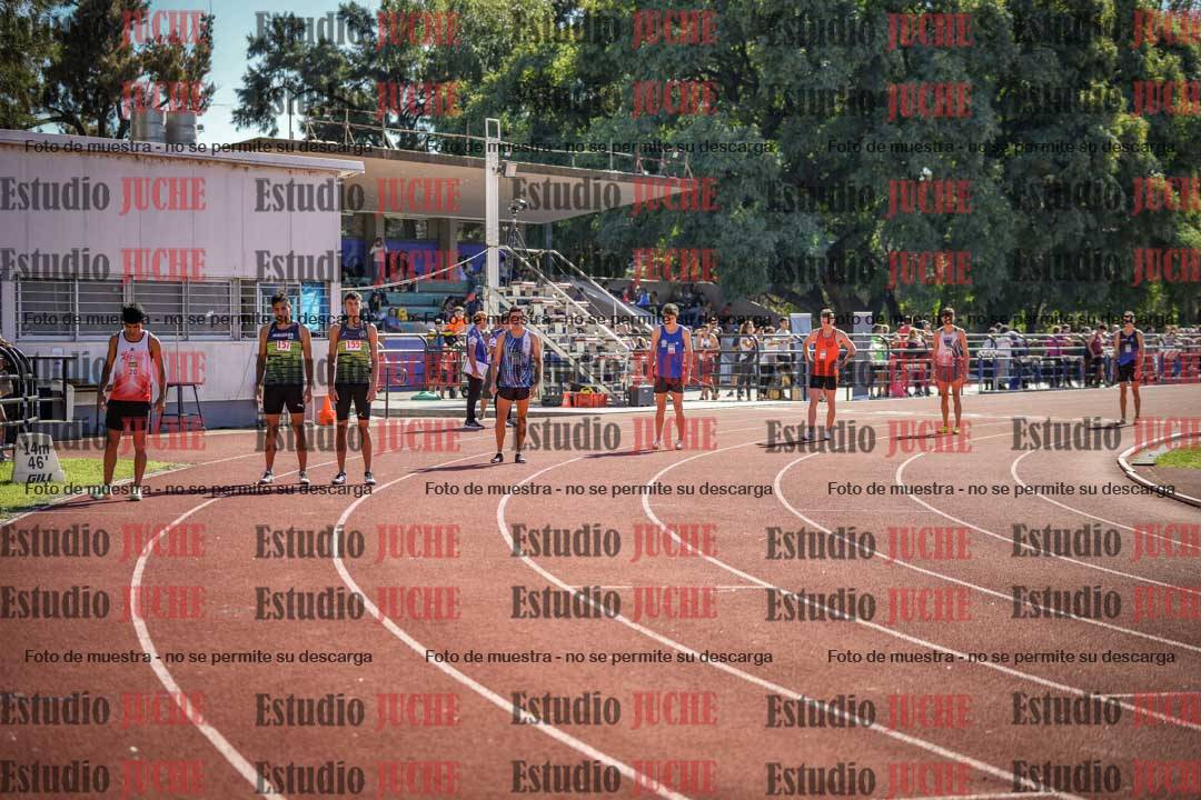 Fotos de los 800 m llanos de varones