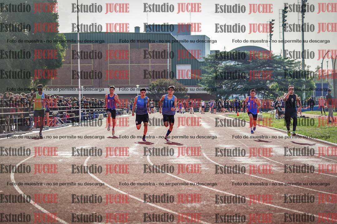 Fotos de los 100 m llanos de varones