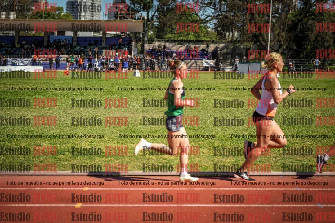 Fotos de los 10.000 m de mujeres y varones - serie 2