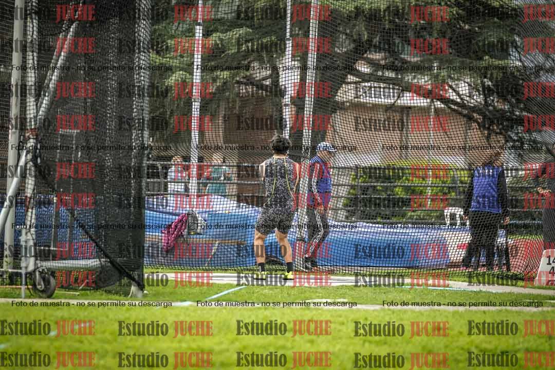Fotos del lanzamiento de martillo de varones