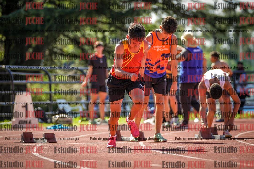 Fotos de los 100 m llanos de varones