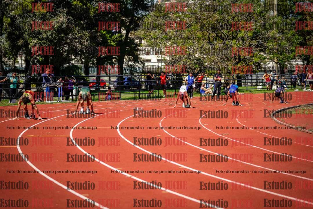 Fotos de los 200 m llanos de varones