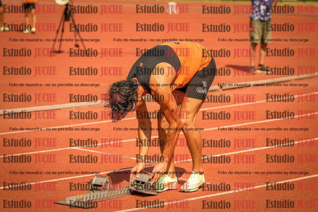 Fotos de los 400 m llanos de varones