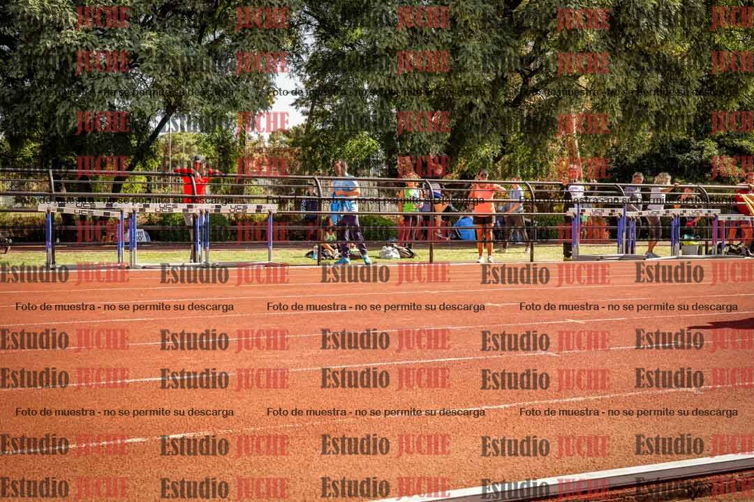 Fotos de los 100 m llanos de varones