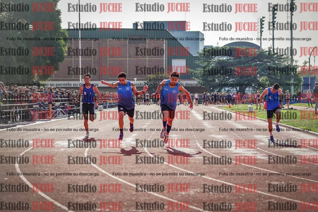 Fotos de los 100 m llanos de varones