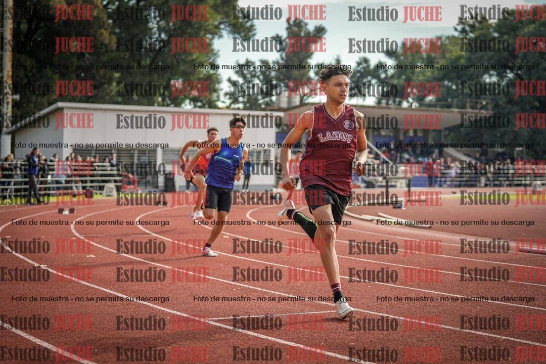 Fotos de los 400 m con vallas de varones