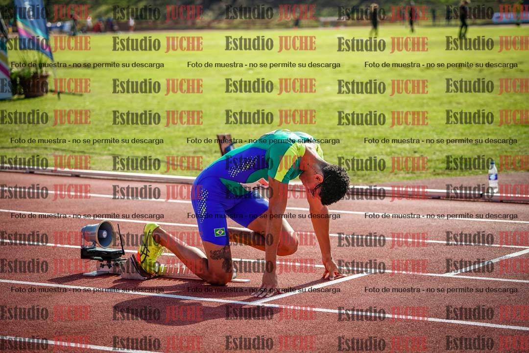 Fotos de los 400 m llanos de varones