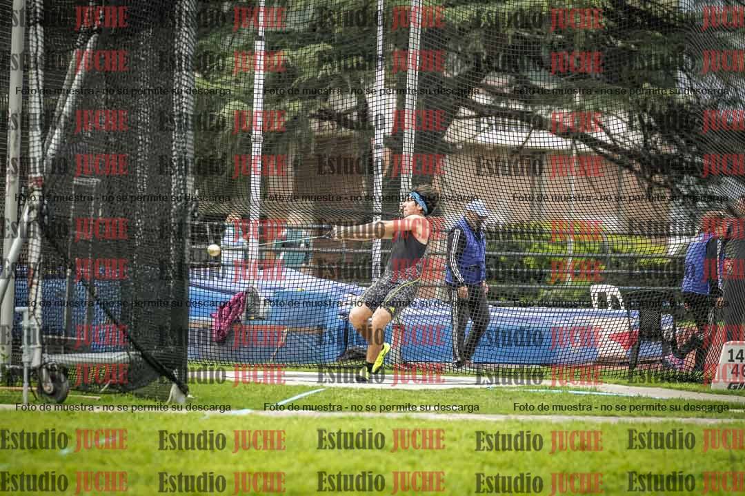 Fotos del lanzamiento de martillo de varones