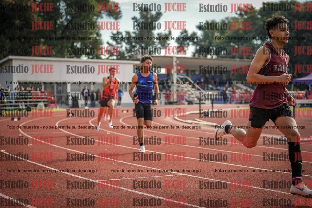 Fotos de los 400 m con vallas de varones