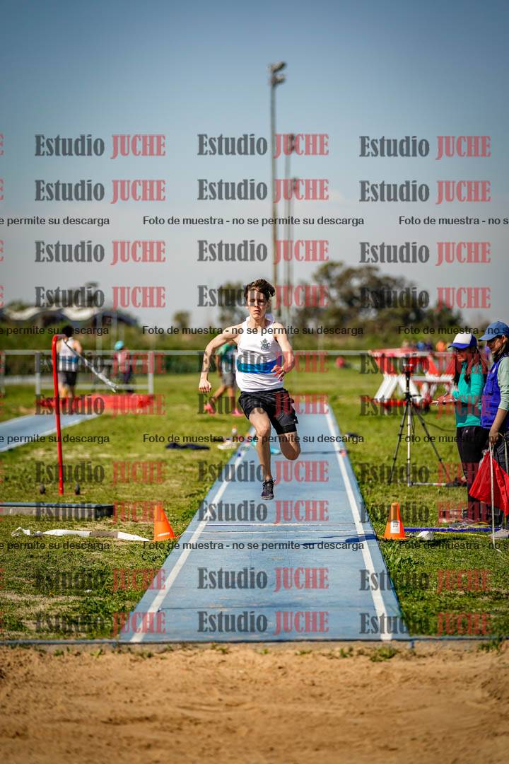 Fotos del salto triple de varones