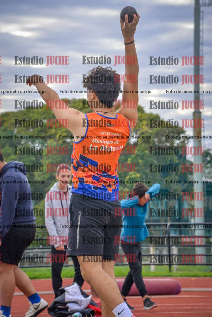 Fotos del lanzamiento de bala de varones