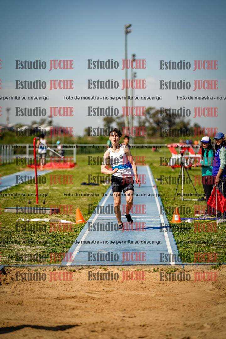 Fotos del salto triple de varones