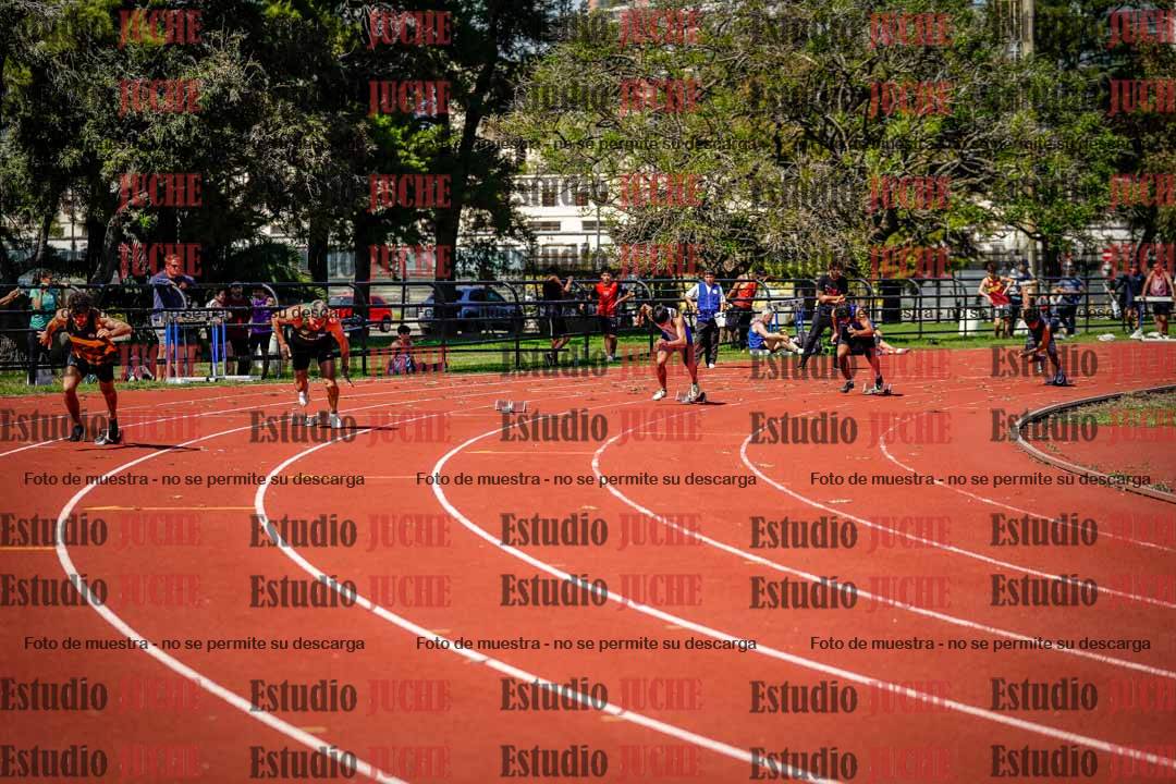 Fotos de los 200 m llanos de varones