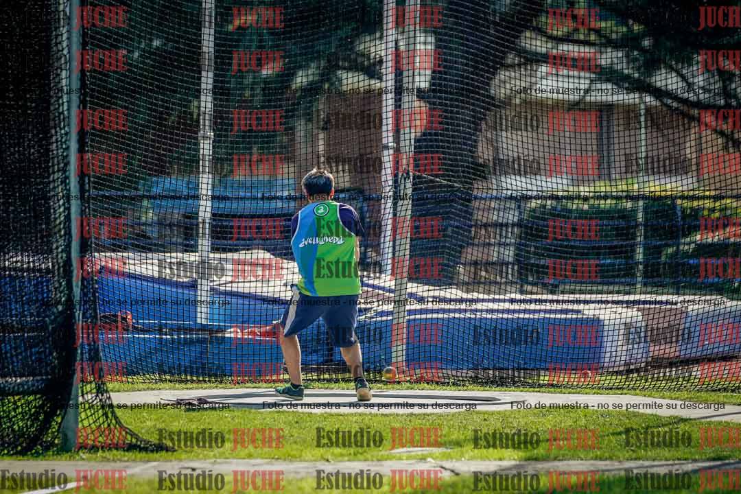 Fotos del lanzamiento de martillo de varones