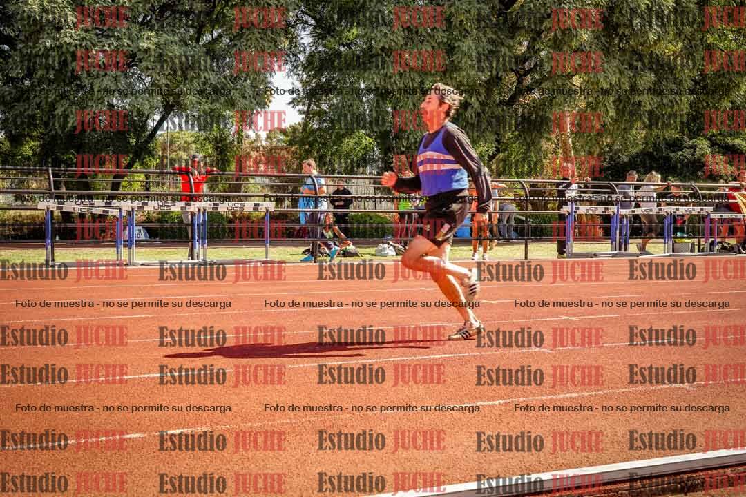 Fotos de los 100 m llanos de varones