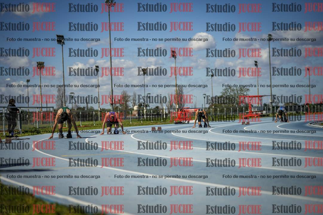 Fotos de los 200 m llanos de varones