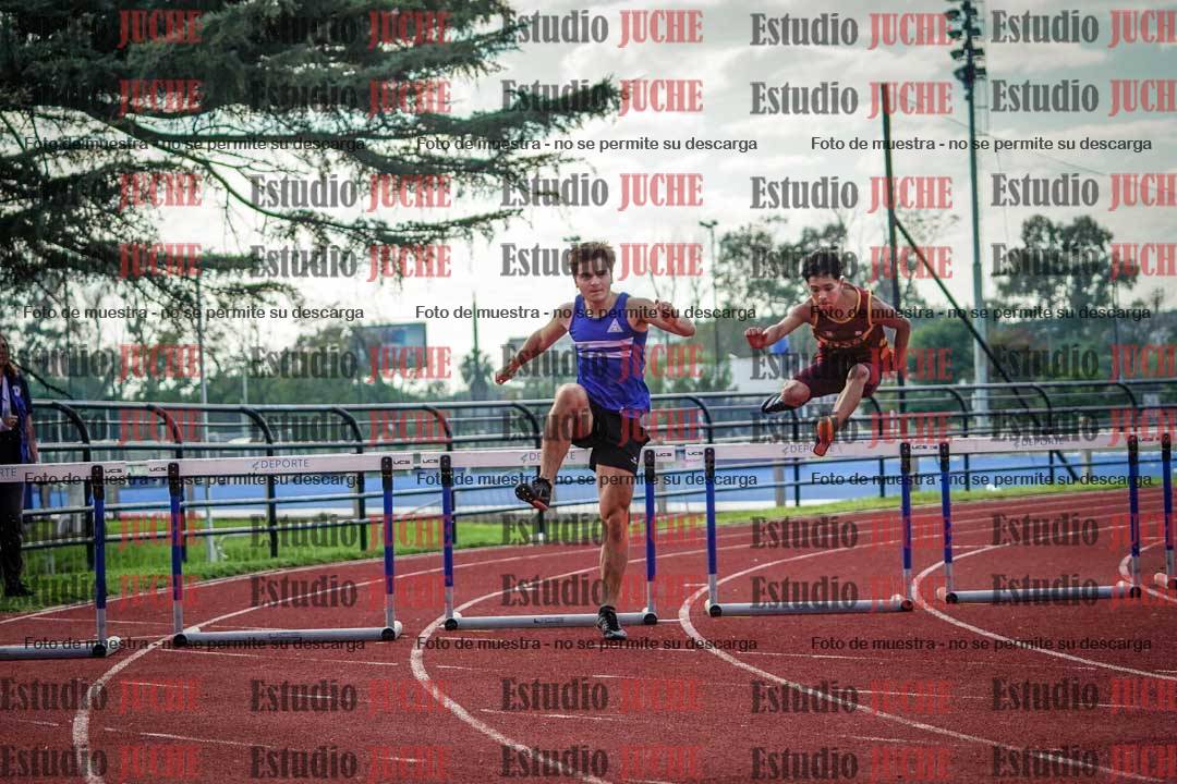 Fotos de los 400 m con vallas de varones