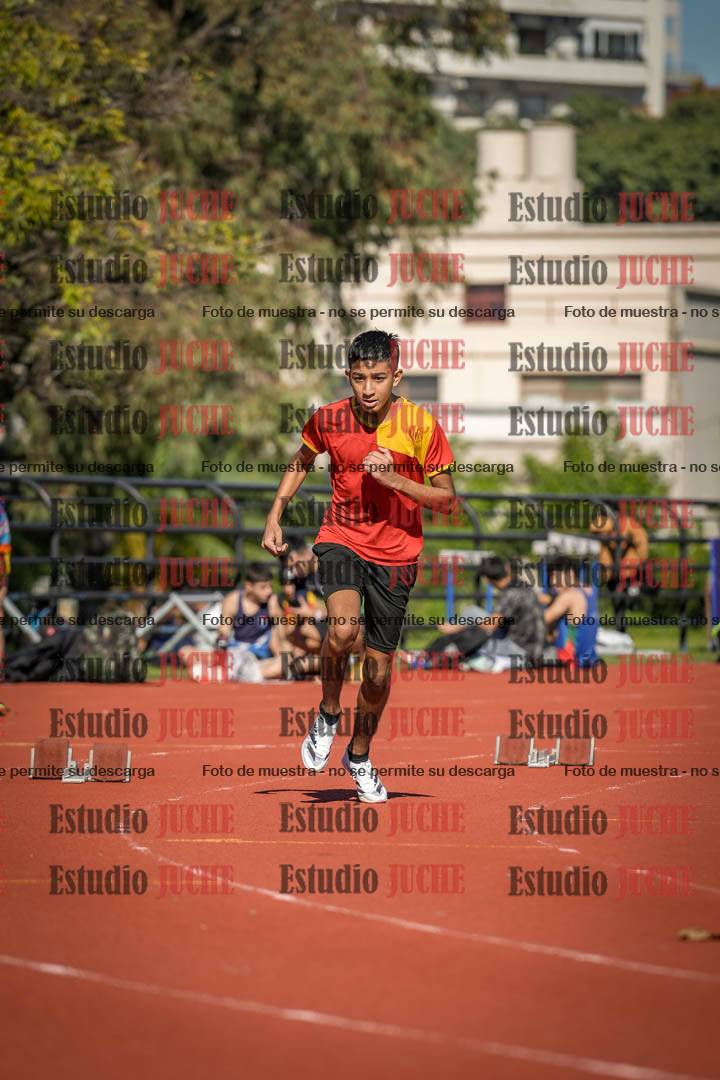 Fotos de los 200 m llanos de varones