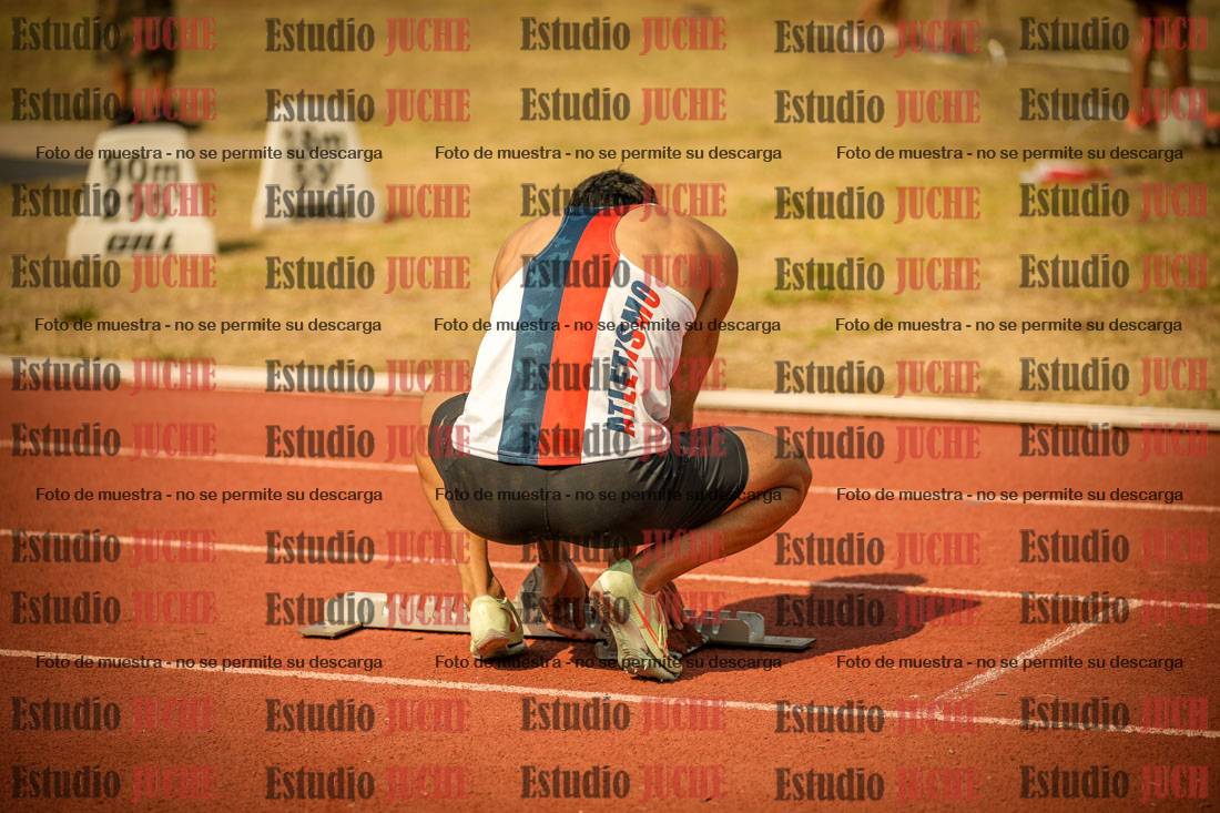 Fotos de los 400 m llanos de varones