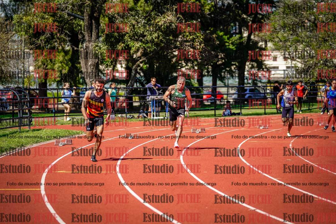 Fotos de los 200 m llanos de varones