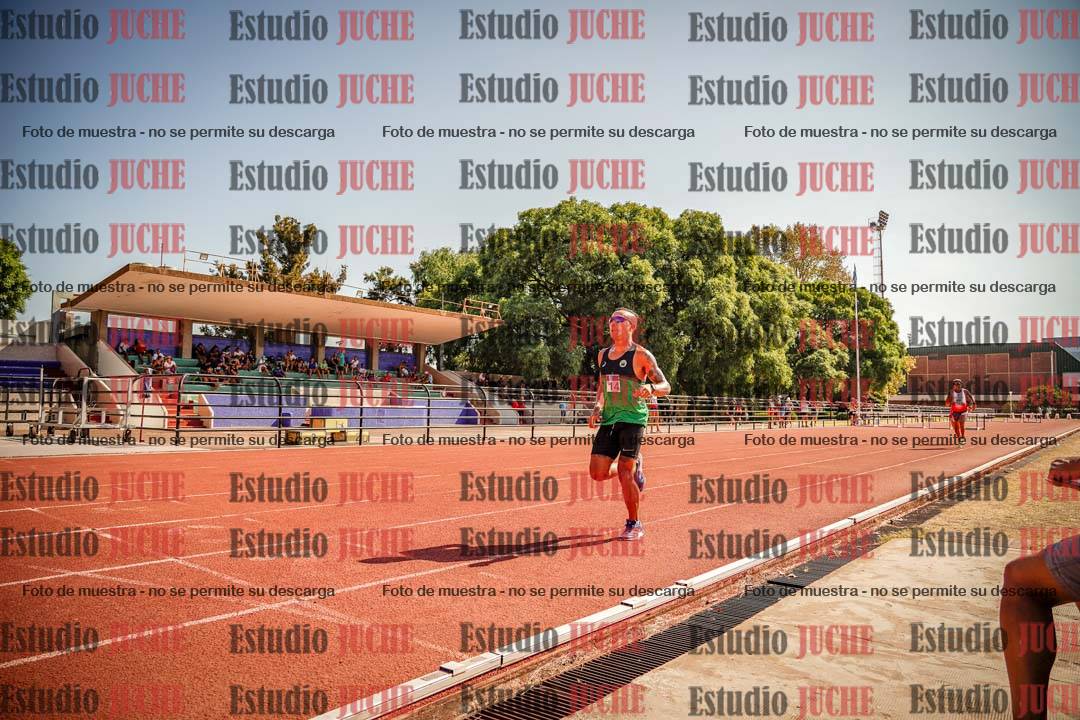 Fotos de los 3000 m llanos de varones