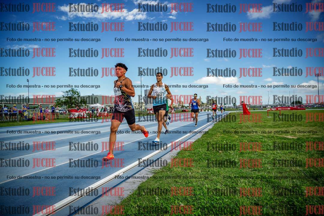 Fotos de los 1000 m llanos de varones