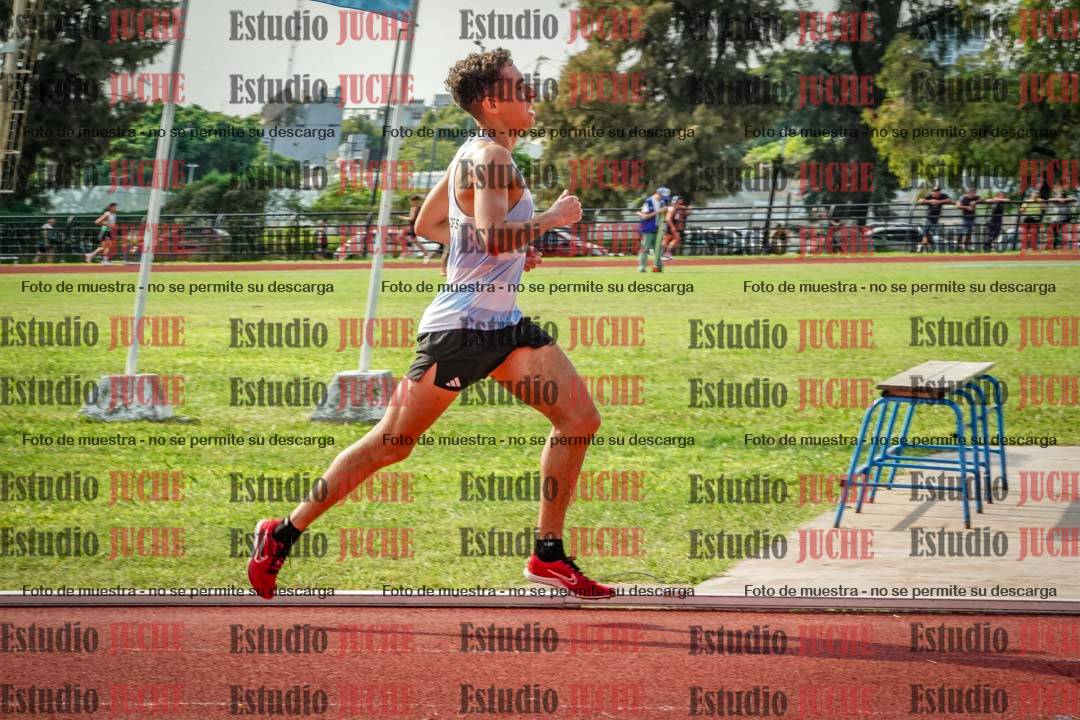 Fotos de los 3000 m llanos de varones