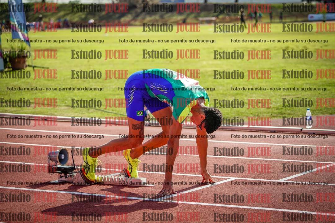 Fotos de los 400 m llanos de varones