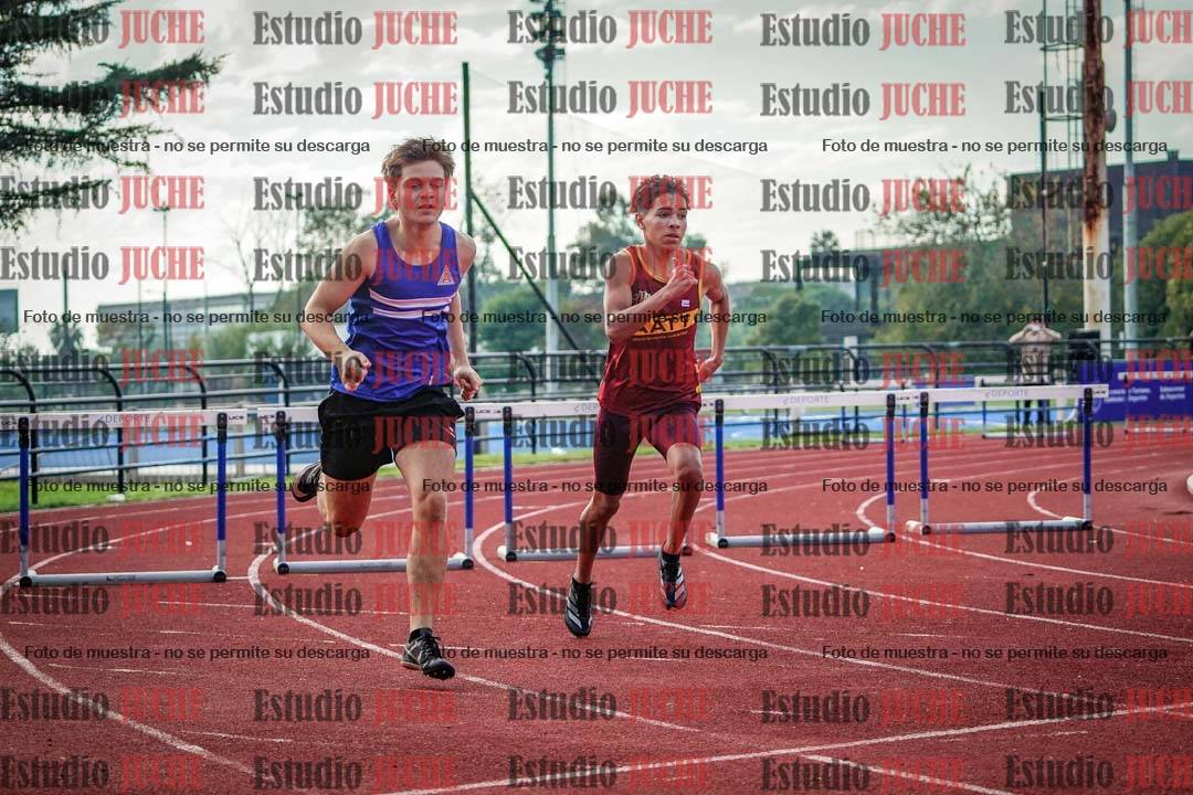 Fotos de los 400 m con vallas de varones