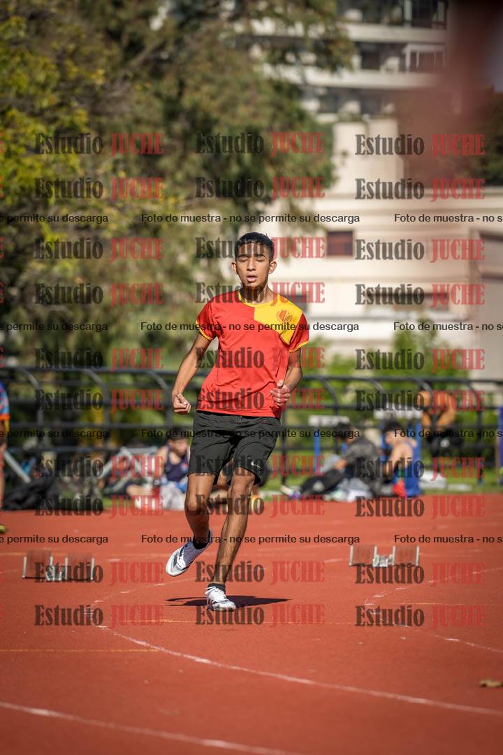 Fotos de los 200 m llanos de varones