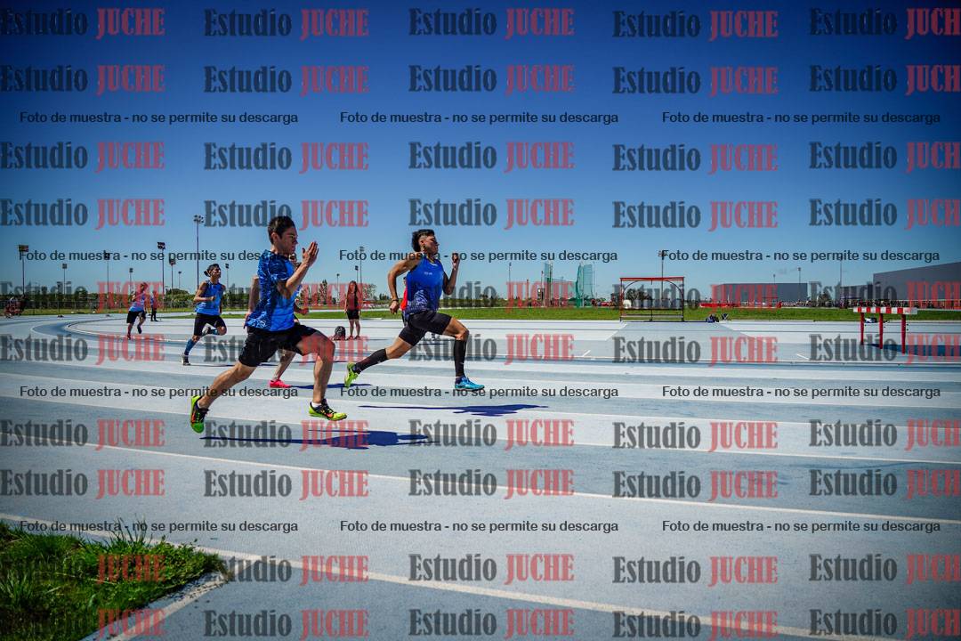 Fotos de los 200 m llanos de varones