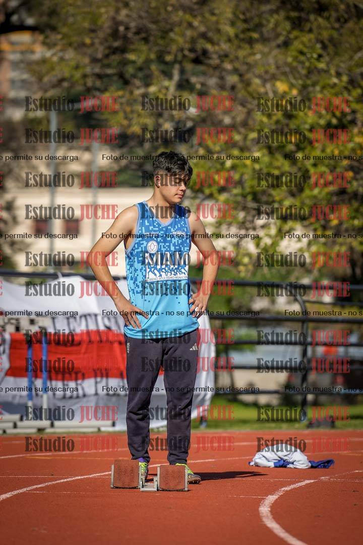 Fotos de los 200 m llanos de varones