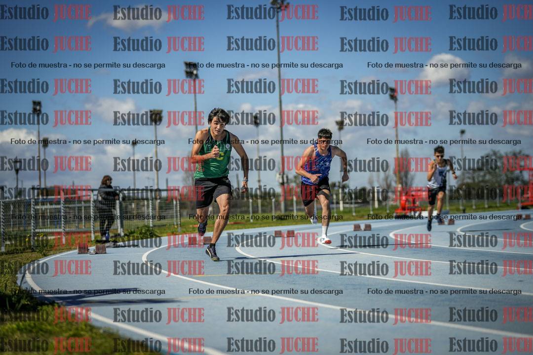 Fotos de los 200 m llanos de varones
