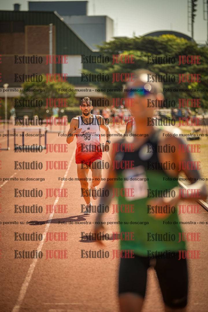 Fotos de los 3000 m llanos de varones