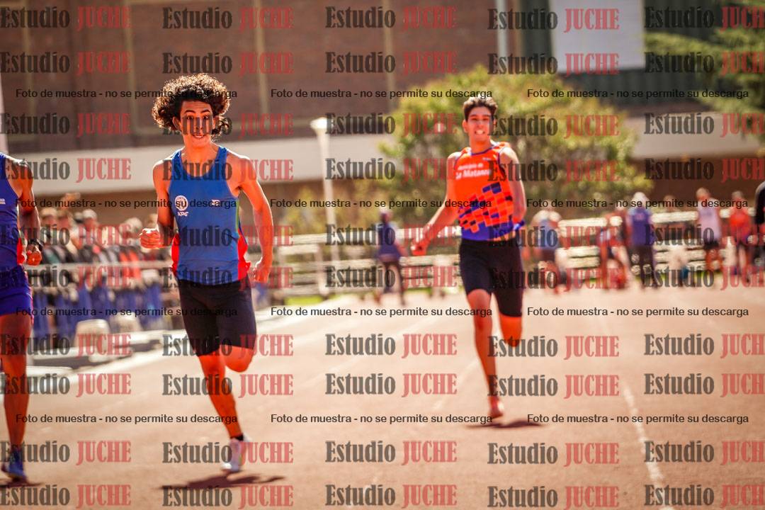 Fotos de los 100 m llanos de varones
