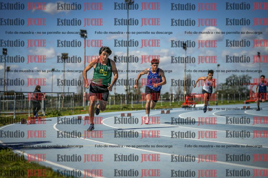 Fotos de los 200 m llanos de varones