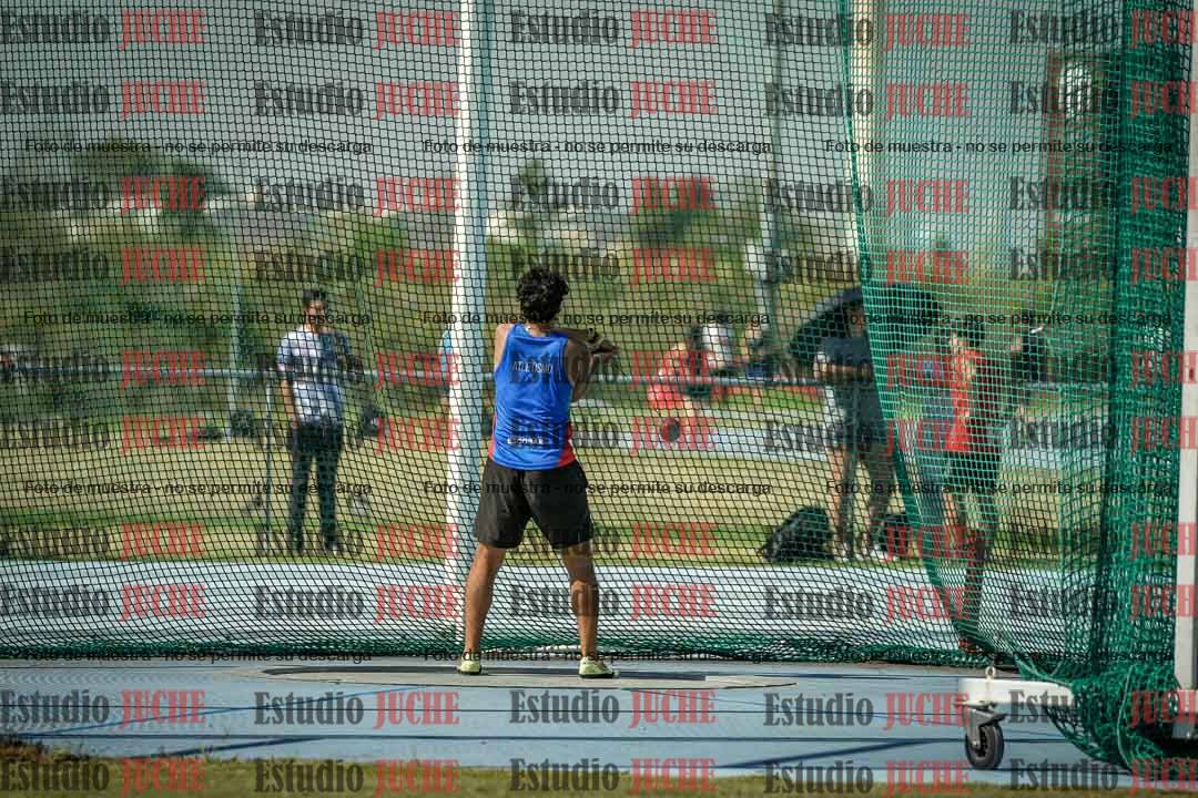 Fotos del lanzamiento de martillo de varones