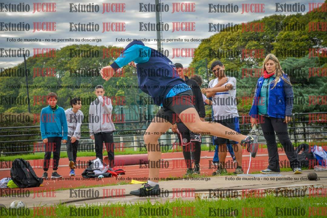 Fotos del lanzamiento de bala de varones